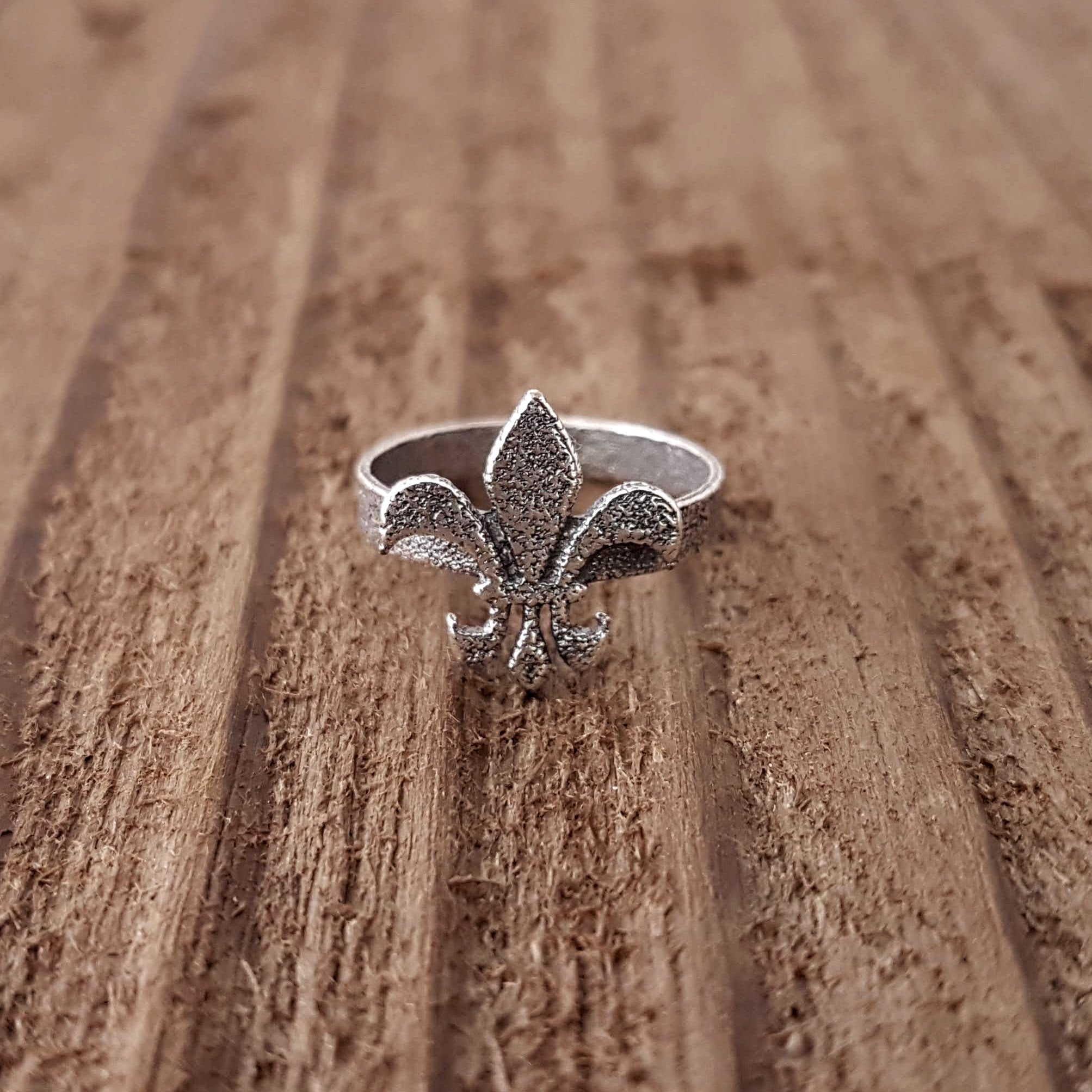 Fleur de Lis Ring - Gwen Delicious Jewelry Designs